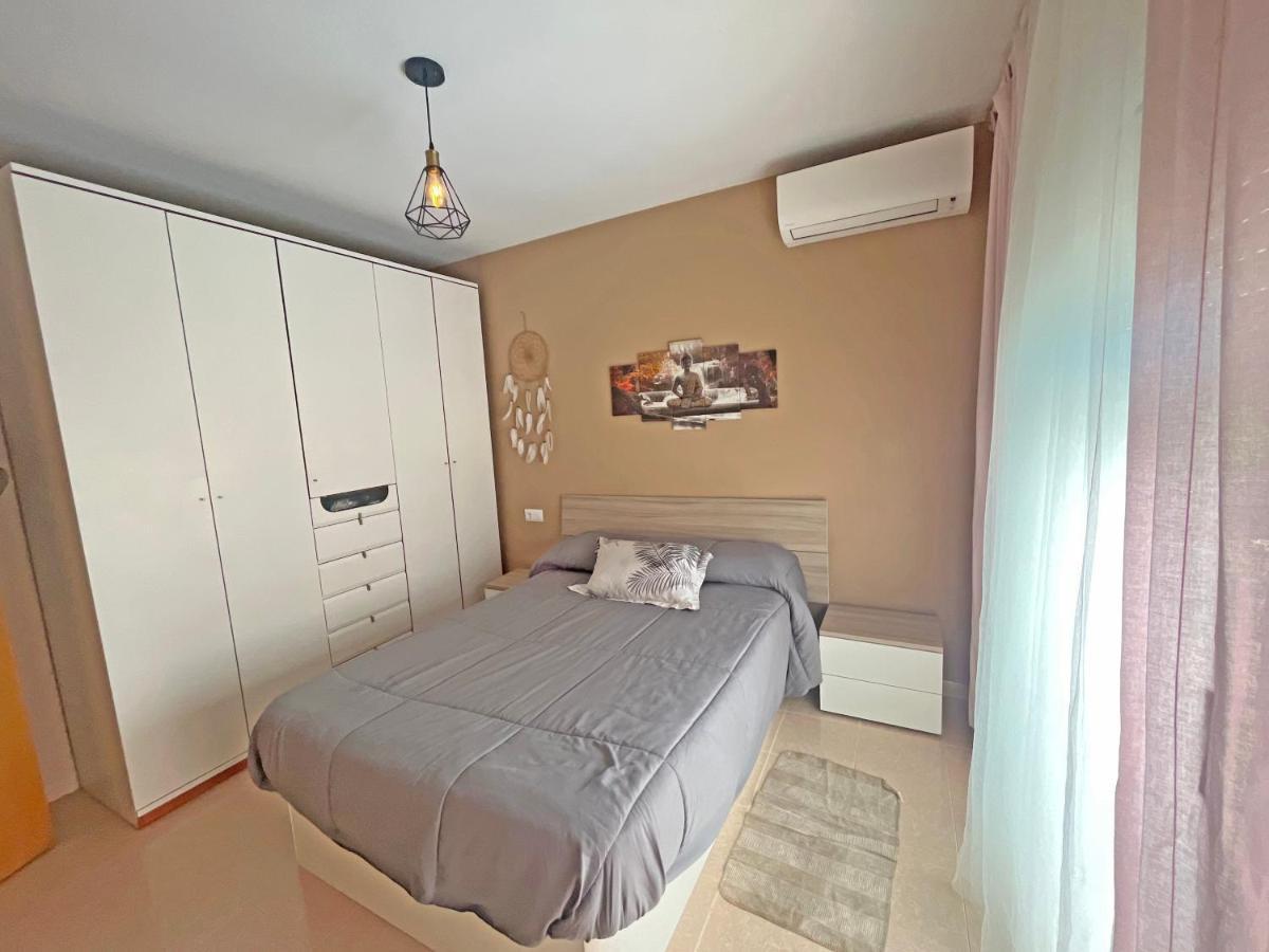 Casa En Vilafortuny Con Barbacoa Piscina Comunitaria Cambrils Exterior foto